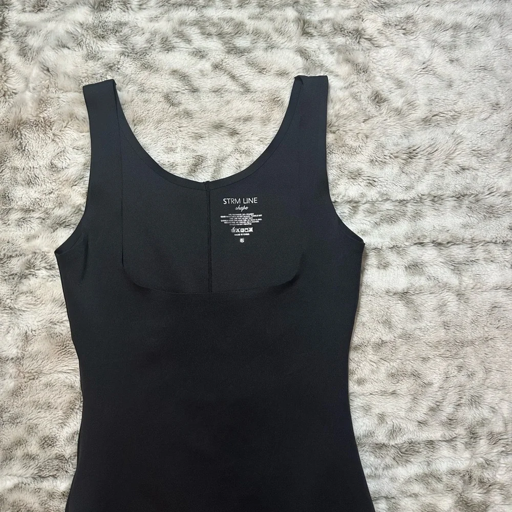 Strm Line Shape BodySuit Women Small  Black New Never Used Polyamide Spandex - Picture 3 of 11